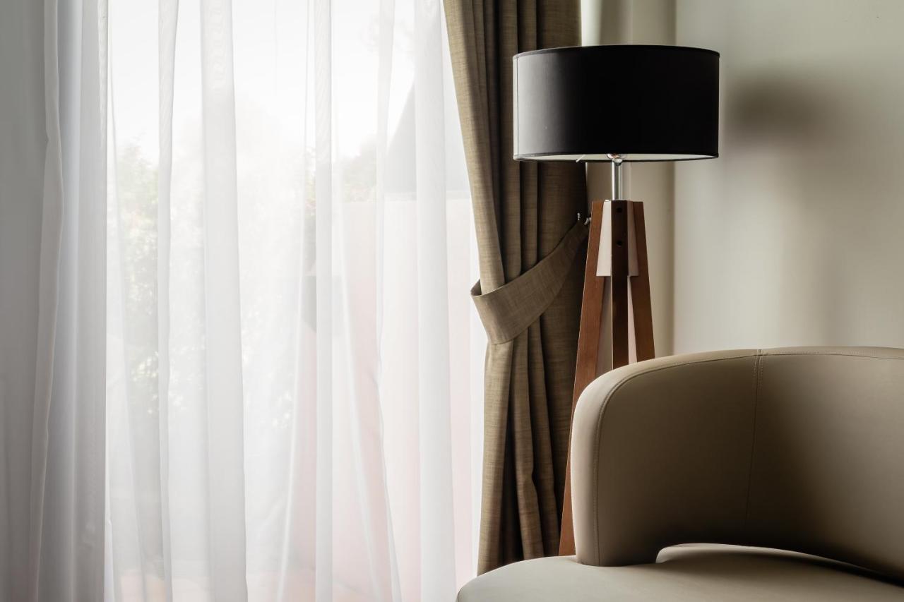 Hotel Torremirona Golf & Spa Navata Luaran gambar