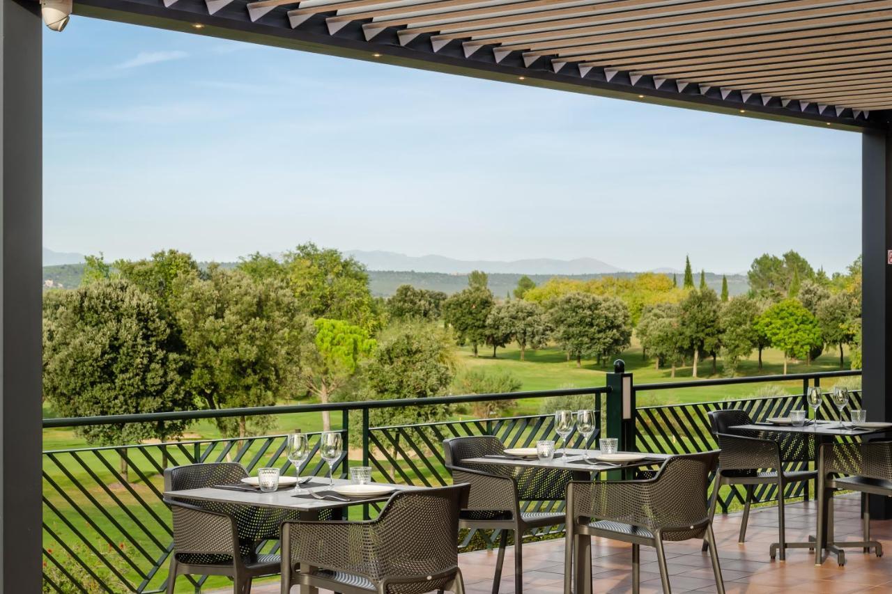 Hotel Torremirona Golf & Spa Navata Luaran gambar