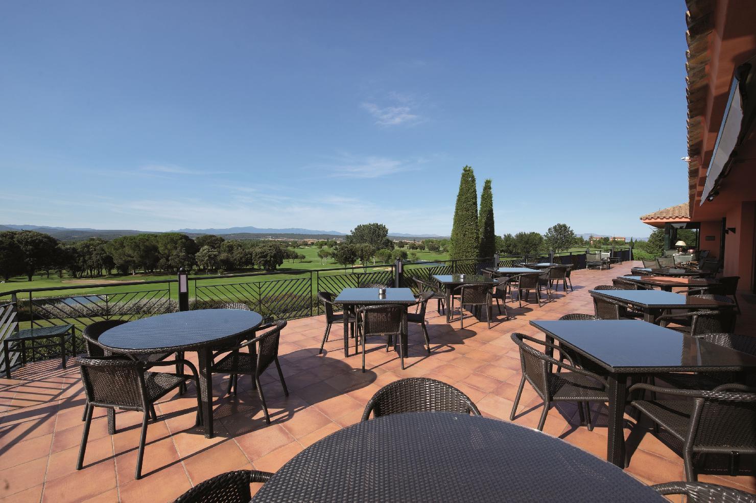 Hotel Torremirona Golf & Spa Navata Luaran gambar