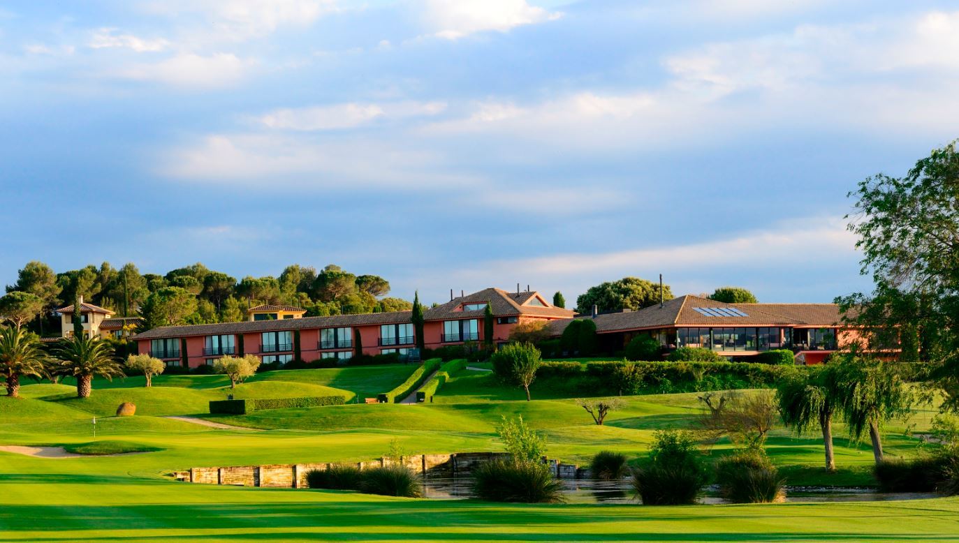 Hotel Torremirona Golf & Spa Navata Luaran gambar