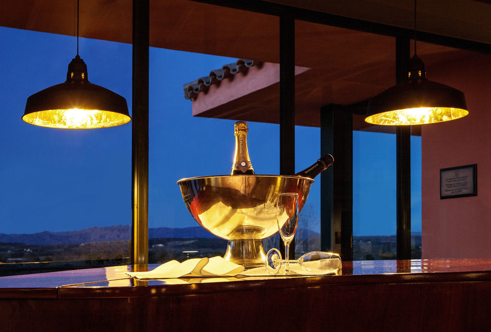 Hotel Torremirona Golf & Spa Navata Luaran gambar